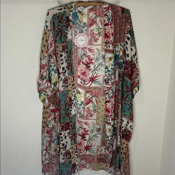 NWT UMGEE Boho Chic Floral Patchwork Pattern Kimono Size Small/Medium - Picture 2 of 14